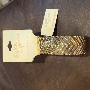 3/$18 Erica Lyons Goldtone Stretch Bracelet Lot 371